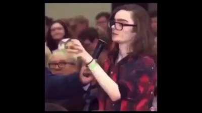 Ben Shapiro goes onto liberal college campus and DESTROYS idiot liberal students with his AMAZING arguments