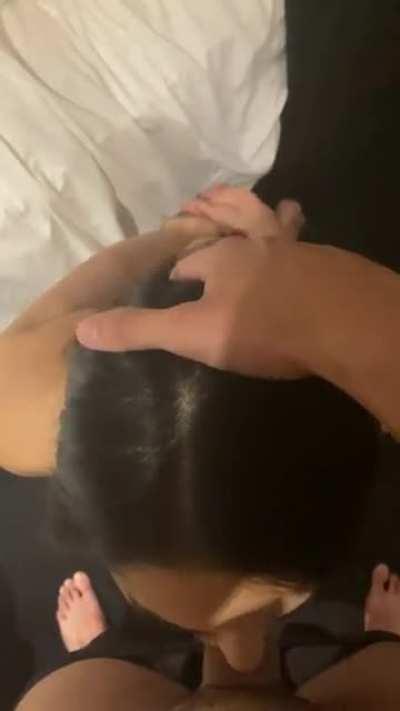 No gag reflex 😇 [18F]