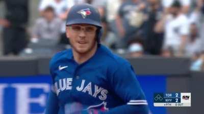 [Highlight] Danny Jansen hits a 2-run pinch hit home run in the 9th inning to tie the game up against the Yankees!