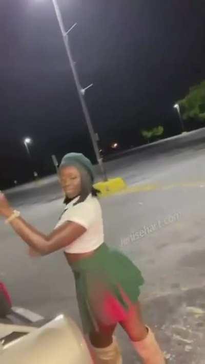 HMU for he only fans 💰cashapp ready