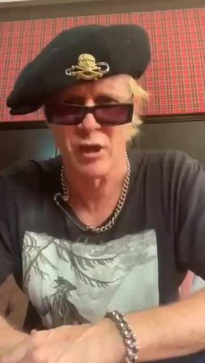 Supla deu um recado pra racista que não respeitou nem o falecimento do Toots Hibbert, vocalista do Toots and the Maytals