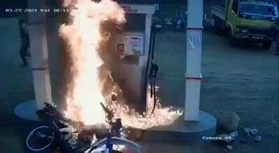 Pumping gas while engine is on