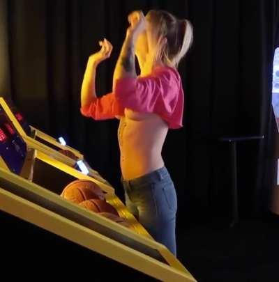 I could watch this all day long