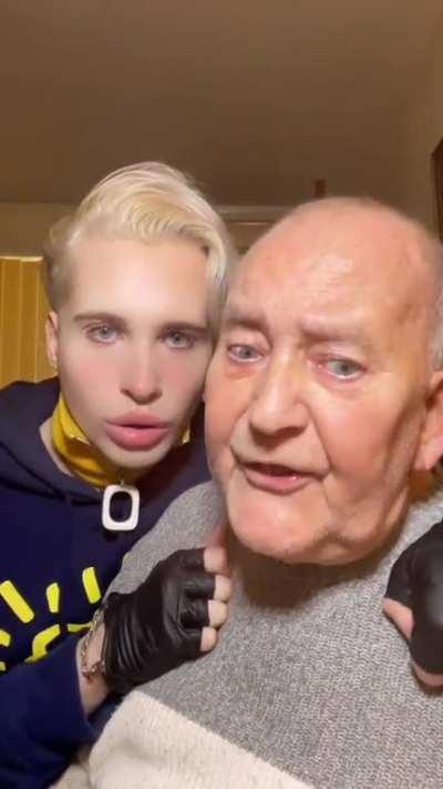 😳😳😳 bro... release this old man at once!