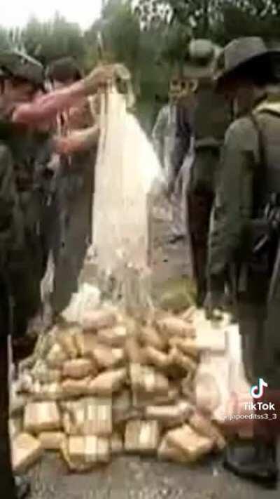 ĻĮBƏŘŤÀĎ Ý ØŘĐƏŃ