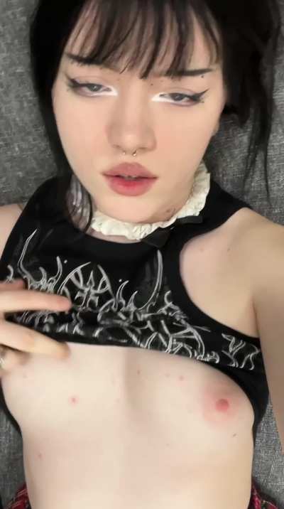 would u fuck me dressed like that?