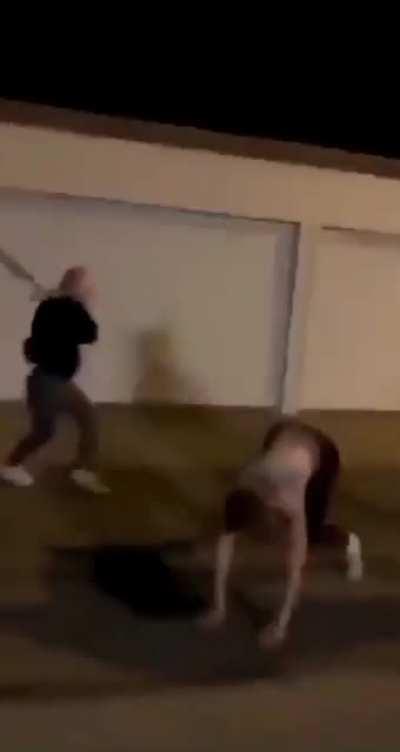 Never seen anyone take a bat like that