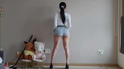 This shorts is too much long for me