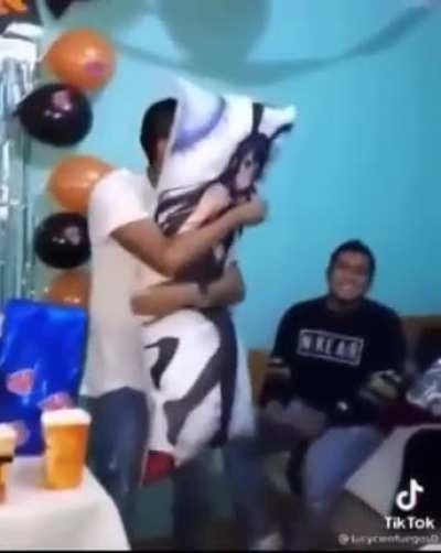 ele conseguiu o que queria