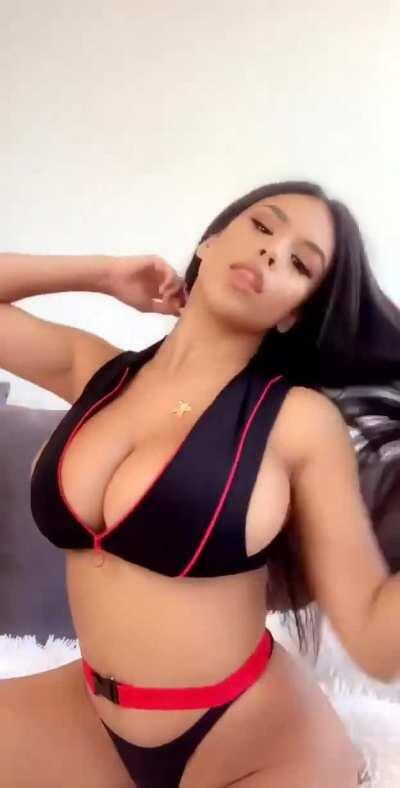 SURPRISE (🔥👇FREE content IN THE COMMENTS👇🔥)