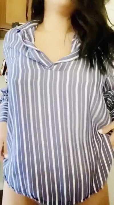 Typical morning, I wake up horny while I make my coffee 😋 (reveal)