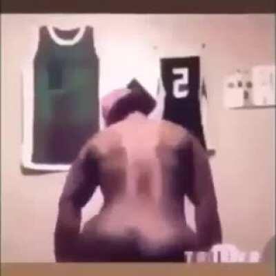 😳😳😳NEW FARTNUT EMOTE (LEAK)😱😱😱