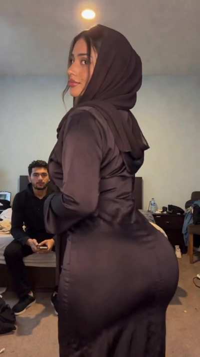 If your bully asked your newly wed fat bubble butt paki wife to twerk for tiktok, would you encourage it?