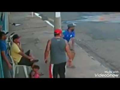 Nem todo heroi usa capa