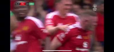 Manchester United Legends 1 - 0 Celtic [Wayne Rooney 42']