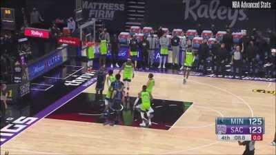 [Highlight] Buddy Hield knocks down the clutch 3 that would be the game winner for the Kings