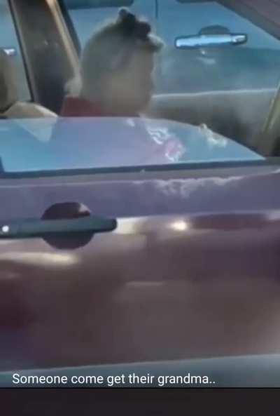 Somebody come get your grandma