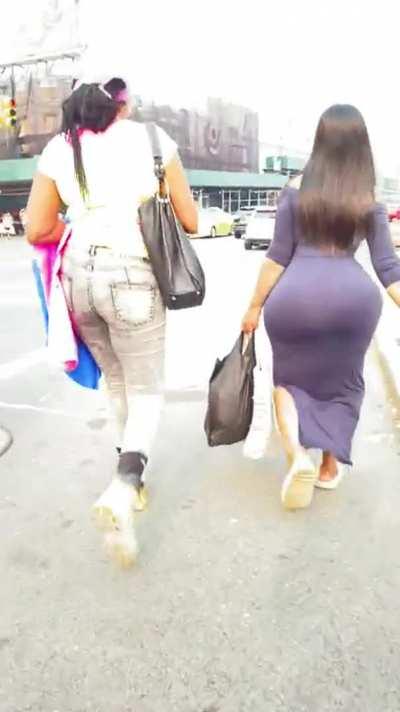 Huge Curvy ass in Tight Dress