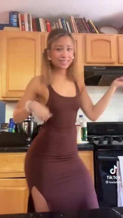 moving in that dress