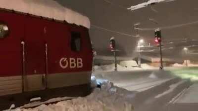 ÖBB bei Schneefall