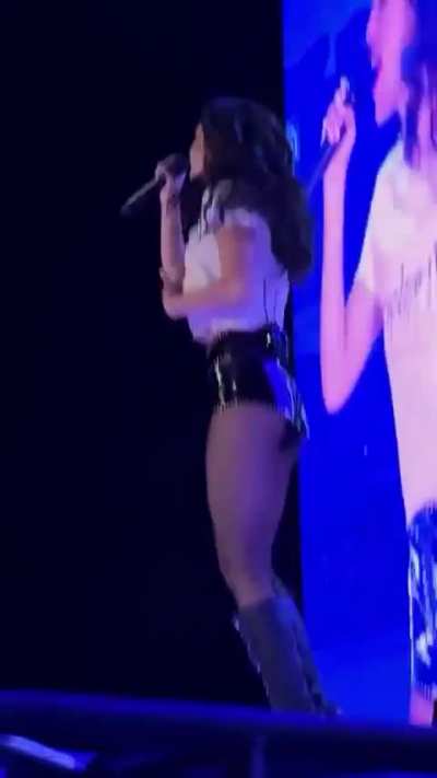 Olivia Rodrigo - "Brutal" (Pinkpop Festival)