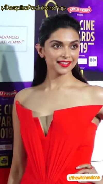 Deepika Padukone's red lips make me turned on everytime.UHD 60 fps.