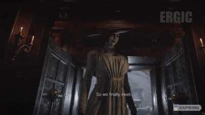 When everyone gets to the Castle and finally meets Lady Dimitrescu