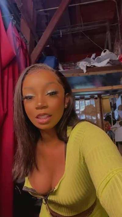 Gettin Ready To Shoot.