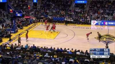 [Highlight] Sweet play design to get a lob to The Mitten