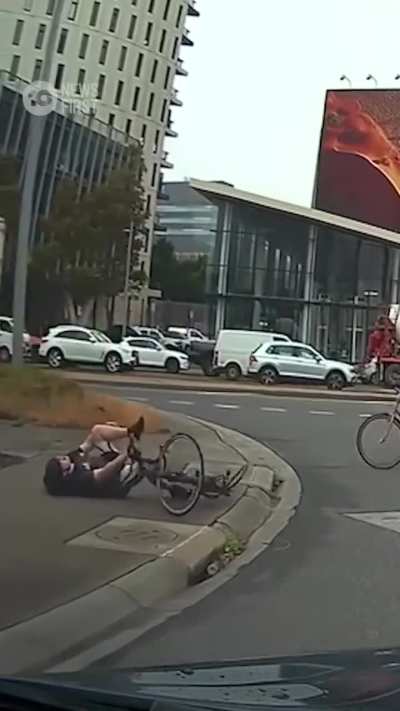 Dashcam captures terrifying near miss between cyclist and truck in Melbourne.