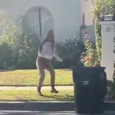 Guess she had no bags on her.