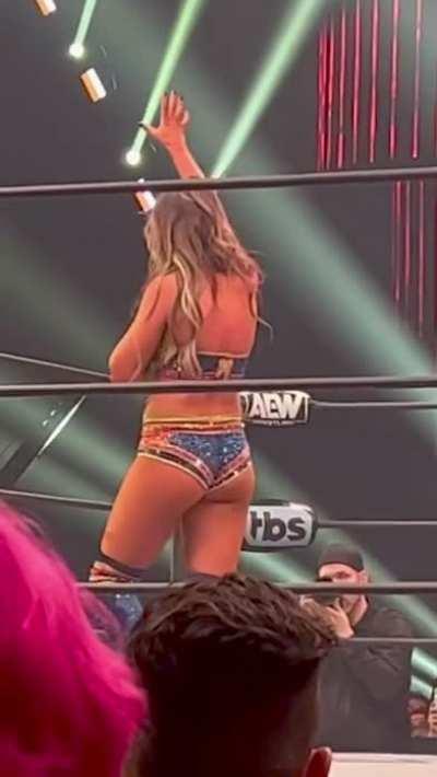 Britt Booty (Fancam)
