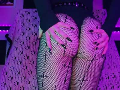 ClairexoxoASMR fishnet ass tingles