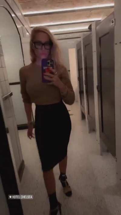 Crop sweater, tight skirt