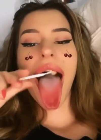 💙😋🍭 lick it (so) good...