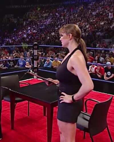 Stephanie the tits on her