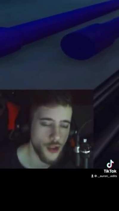 Carola en Phasmophobia 🖤 // parte #1