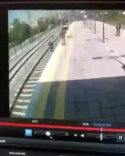 Man saves woman from suicide