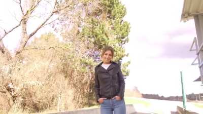 I have videos of women crushing in sneakers and boots, so message me if you’re interested.