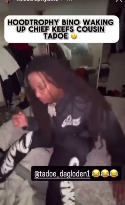 Tadoe still gettin drenched😂