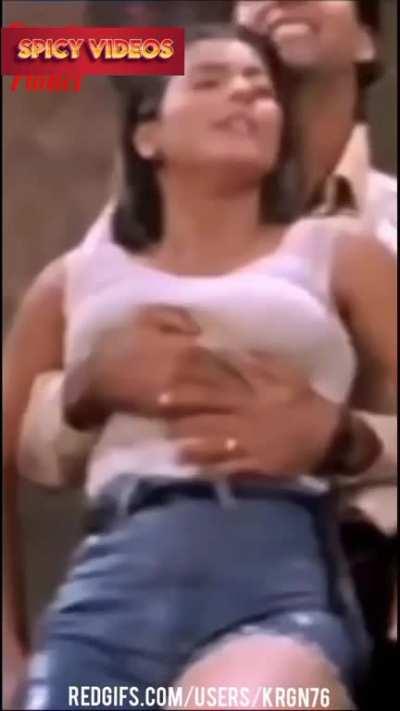 Kajol Hot Cleavage