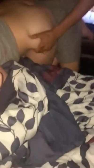 When the parent are out 😮