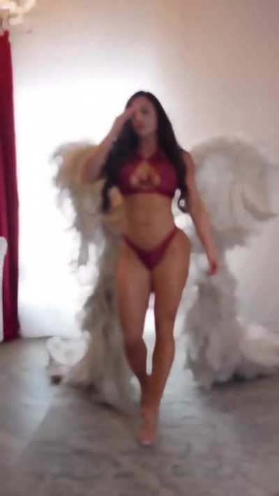 Caitlin Rice. Slow motion angel...