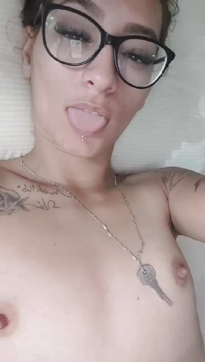 From the early days, still wearing the large key...