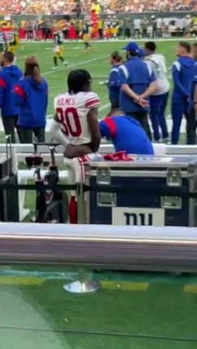 Tell me the Giants trainer is on WSB without telling me they're on WSB.