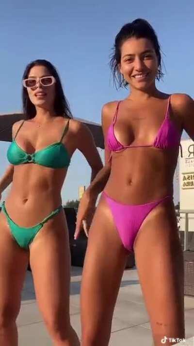 Gabi Prado e Lis Aguiar
