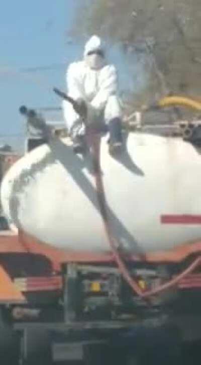 COMBATIENDO EL VIRUS MODO ARGENTO