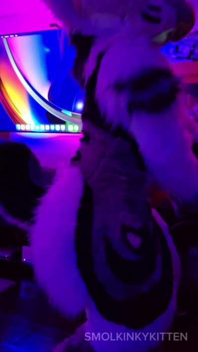 You finally meet up with the saber girl and she shows just how much she's been 𝙘𝙧𝙖𝙫𝙞𝙣𝙜 you~