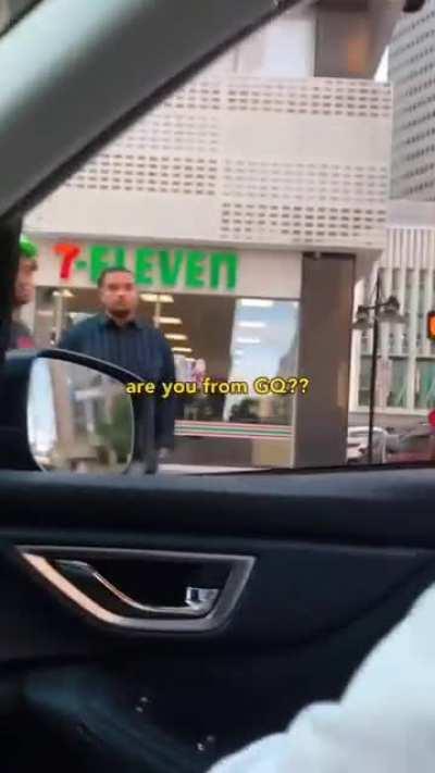 she praises strangers people and made their day.