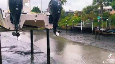 Hurricane Ian is pulling all the water out of my canal.